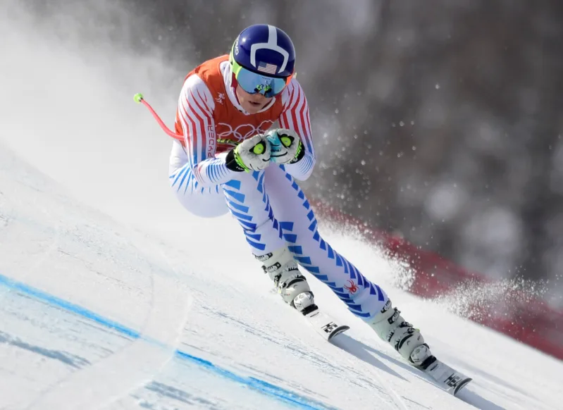 Lindsey Vonn là một trong những biểu tượng nổi bật của trượt tuyết đổ đèo nữ với sự nghiệp World Cup giàu thành tích