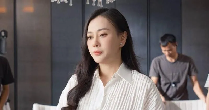 Tiểu sử Phương Oanh
